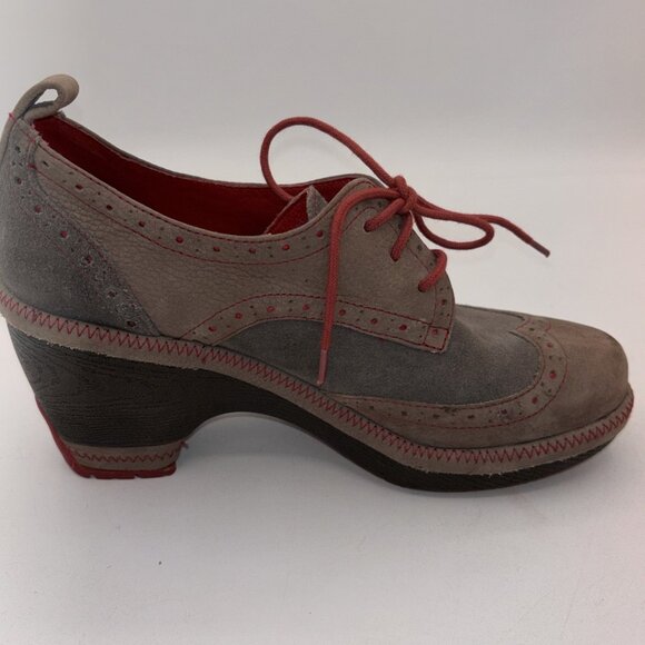 JAMBU Seattle Lace-Up Wing Tipped Heeled Oxford, Dark Charcoal/Red Accents, 6M - Picture 10 of 11